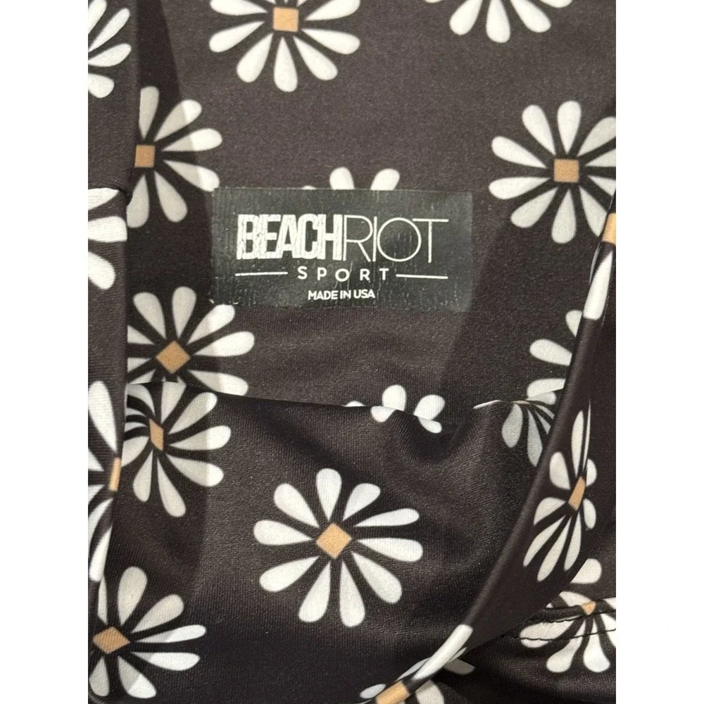 Beach Riot Revolve Daisy Floral Print Biker Short -‎ Women's XS Made in U.S.